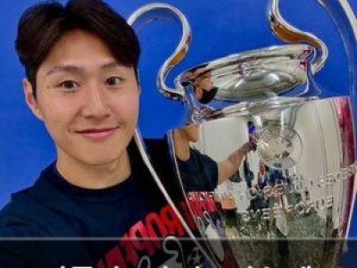 나폴리 1년 전부터 눈에 띄는 선수 영입 준비