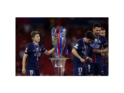 이강인 PSG 떠난다 이적시장에 나왔다고 보도
